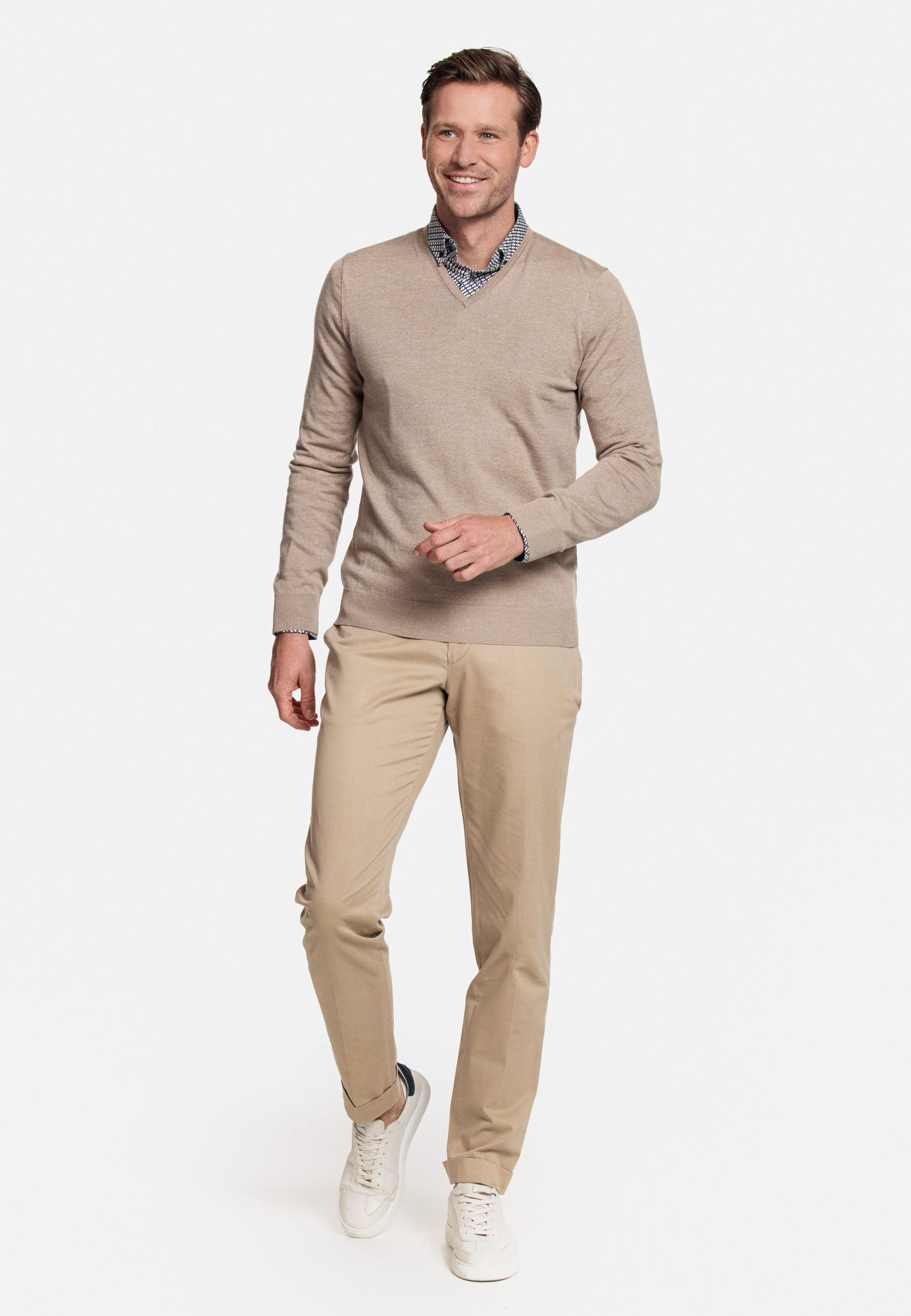 V-Neck Pullover