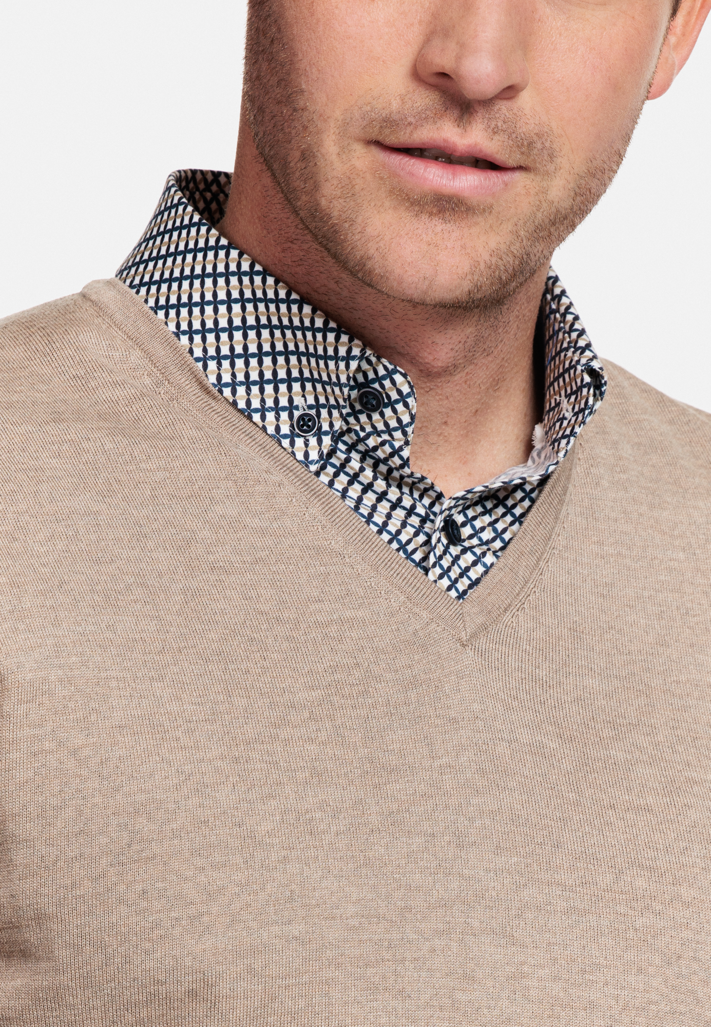 V-Neck Pullover